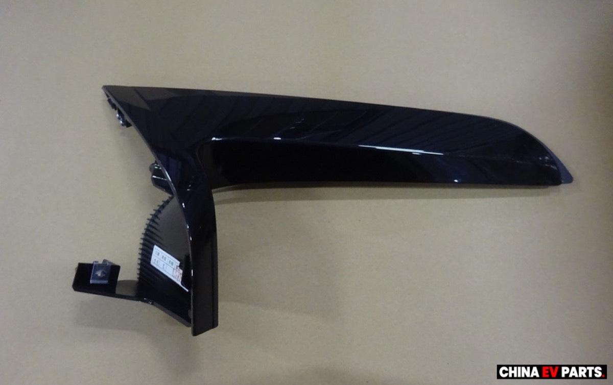 BYD Sealion 6 Rear Spoiler RH 12737712-00